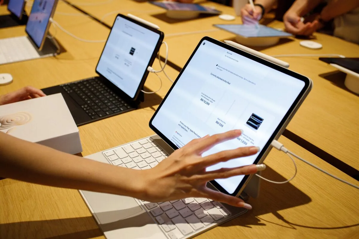 Apple Plans 2027 iPad Pro, MacBook Pro Updates