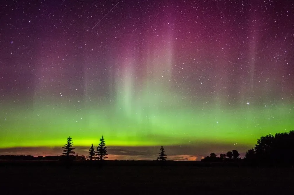 Aurora Borealis Possible in 19 US States Monday Night