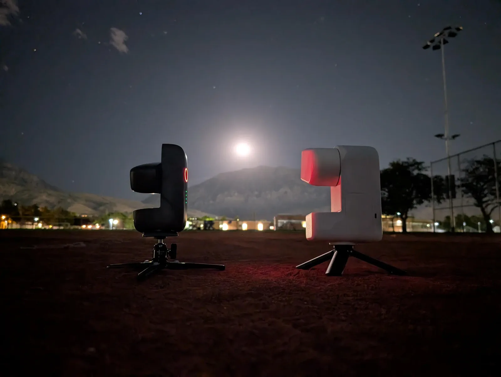 Budget Smart Telescopes: Dwarf Mini vs. Seestar S30 for Stargazing