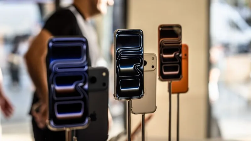 EU Mandates AI Assistant Access for Google, Apple to Boost Competition