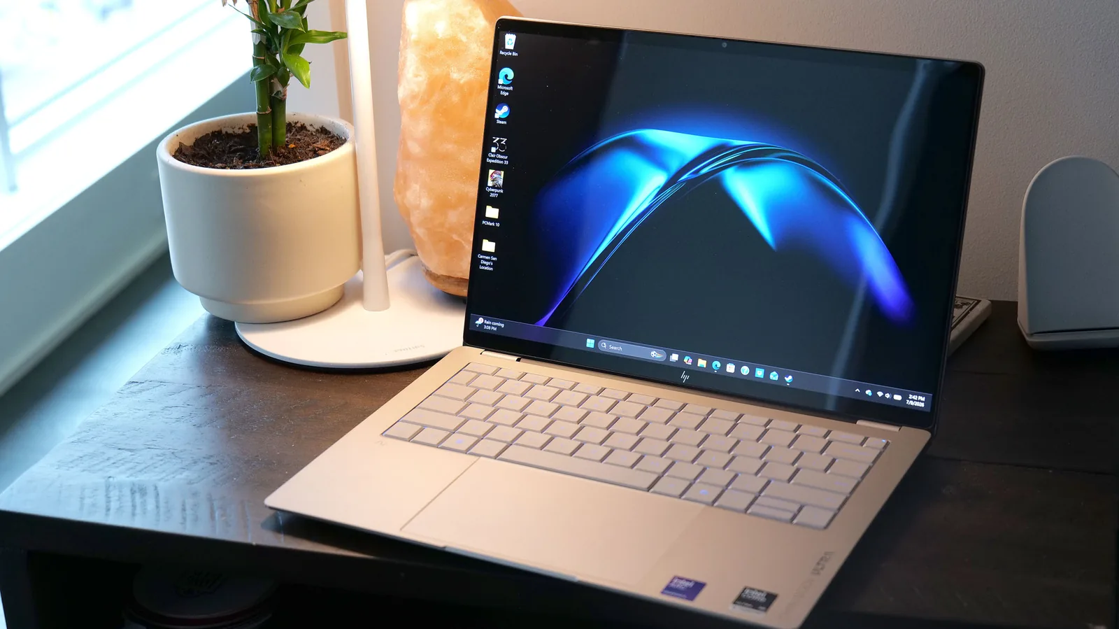 HP OmniBook Ultra 14: A Durable, High-Performance Ultraportable Laptop