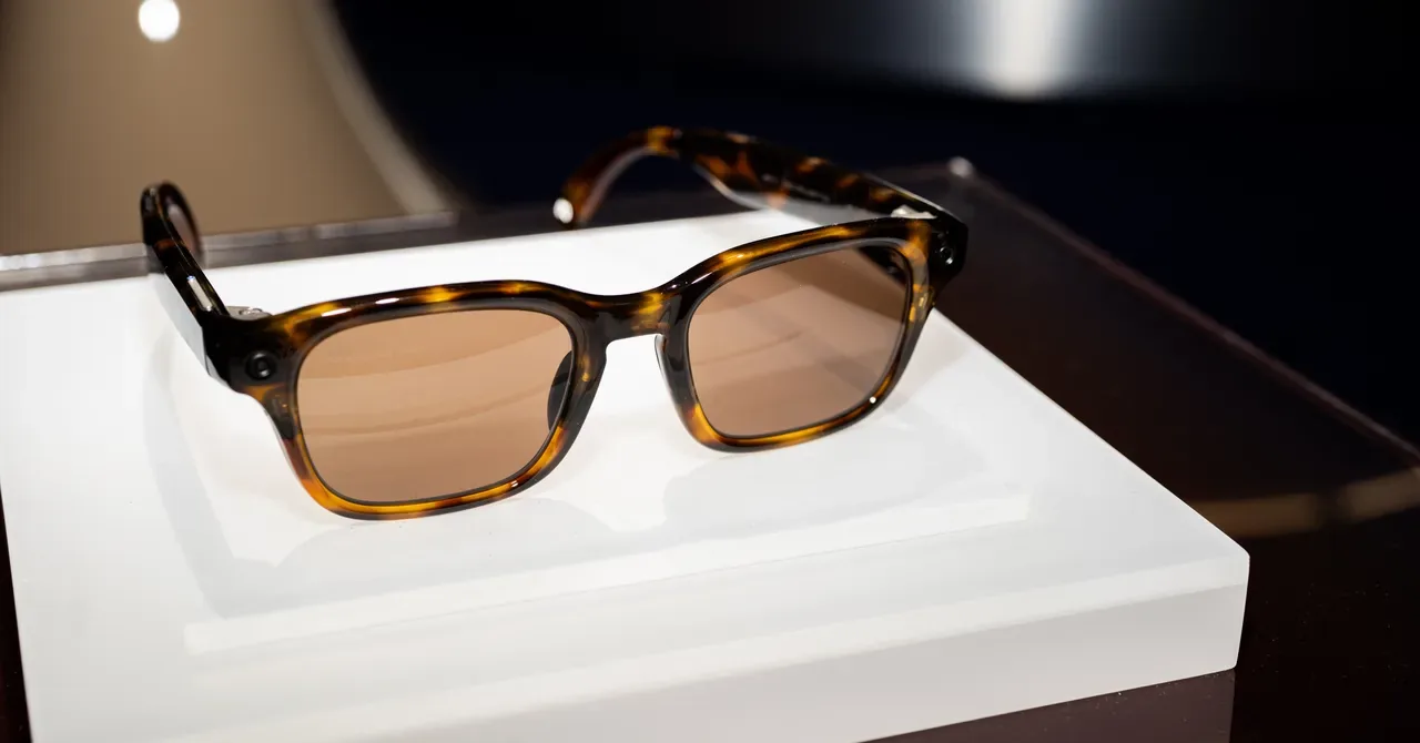 Meta's Smart Glasses Subscription Service Targets New Revenue Stream