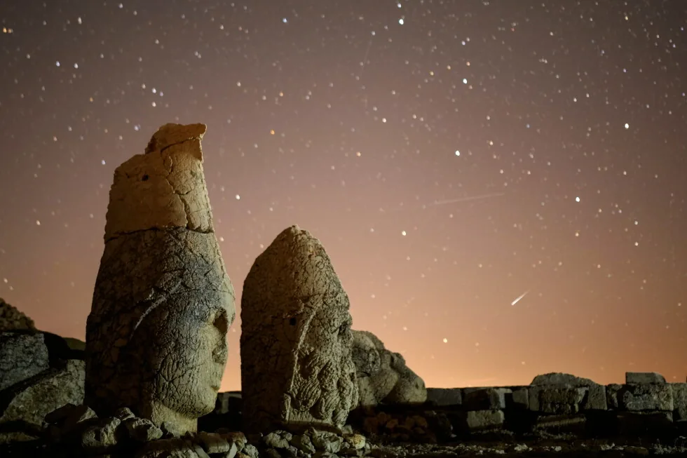 Perseid Meteor Shower Peaks This Week: How to See the Dazzling Light Show