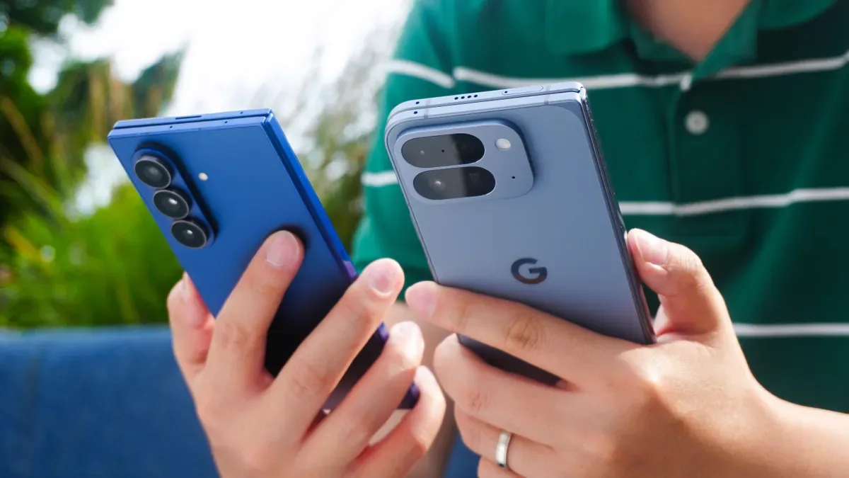 Pixel 11 vs. Samsung Galaxy: Which Premium Phone Offers Better Value in 2026?