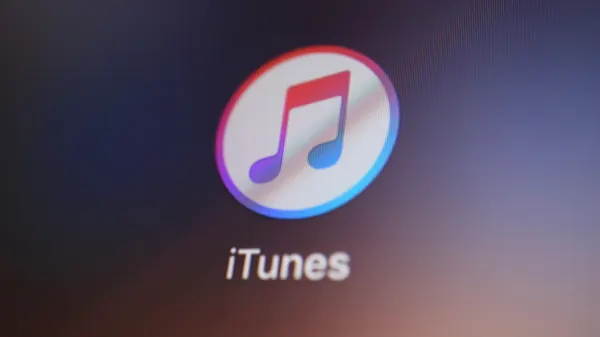 Apple Continues iTunes Support for Legacy Macs and Windows