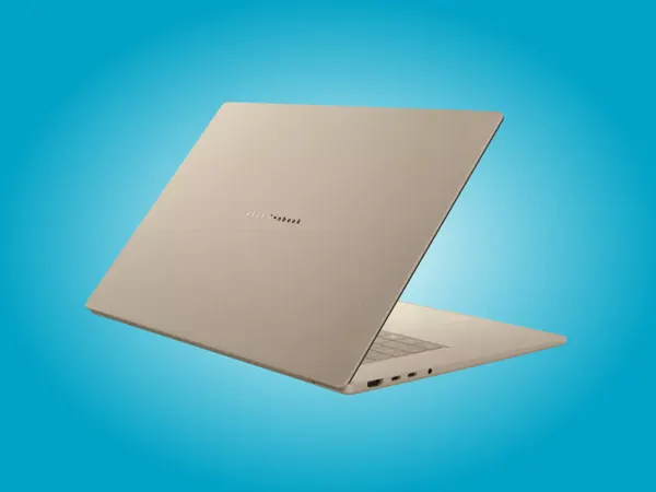 New 16-Inch Asus Laptop Arrives with OLED, Lower Price