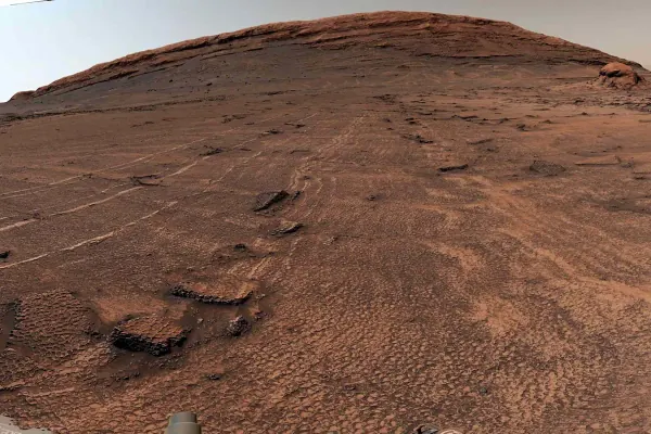 Curiosity Rover Finds Vast Honeycomb Patterns on Mars