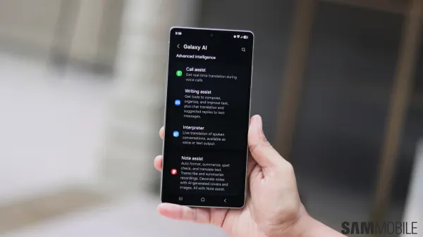 Galaxy S25 Adds Key AI Features Previously Exclusive to S26 Lineup