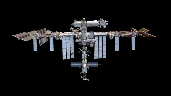ISS Air Leak Prompts Astronauts to Seek Safety in Crew Dragon