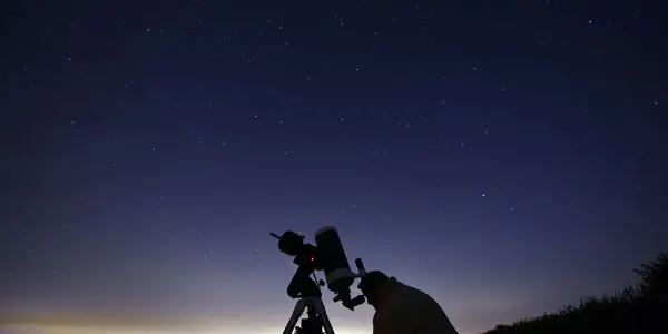 Bright Moon Outshines Delta Aquariids and Alpha Capricornids This Week