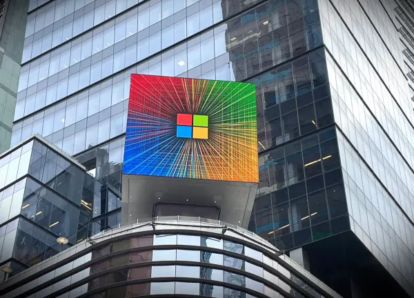 Microsoft Account Spam: Scammers Exploit Internal Email System