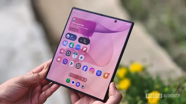One UI 9.5 Leak: Samsung Galaxy Phones Get Design Tweaks & AI Search