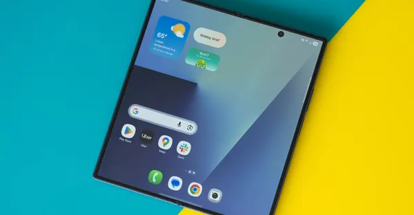 Samsung's New Foldable Strategy: Wide Design Ahead of Apple's iPhone Entry