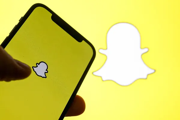 Snapchat's Now Playing Feature Connects Friends Through Shared Music