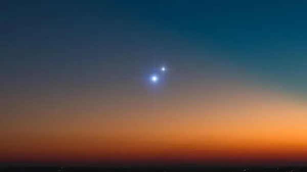 Venus and Jupiter Align: Where to See the Planetary "Kiss" Tonight