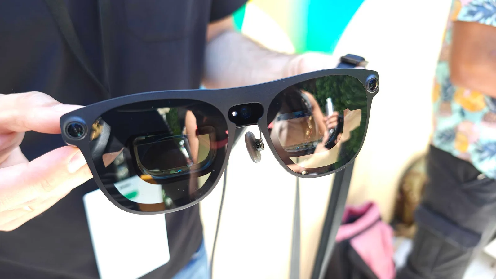 Xreal Project Aura: VR Headset Power in Smart Glasses